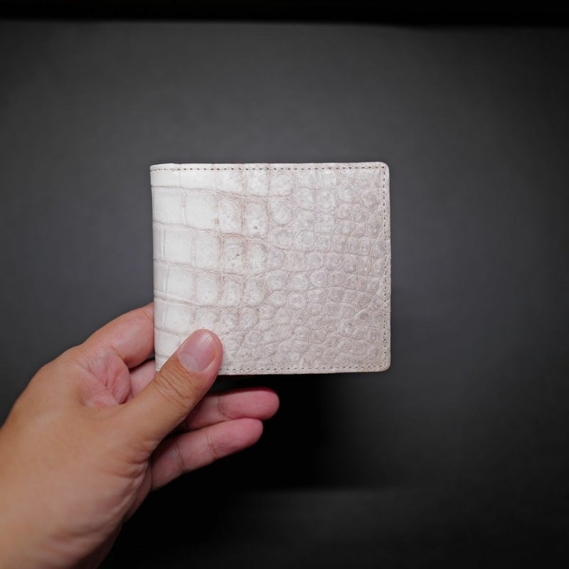 ヒマラヤ染め一枚革裏側クロコ折財布1