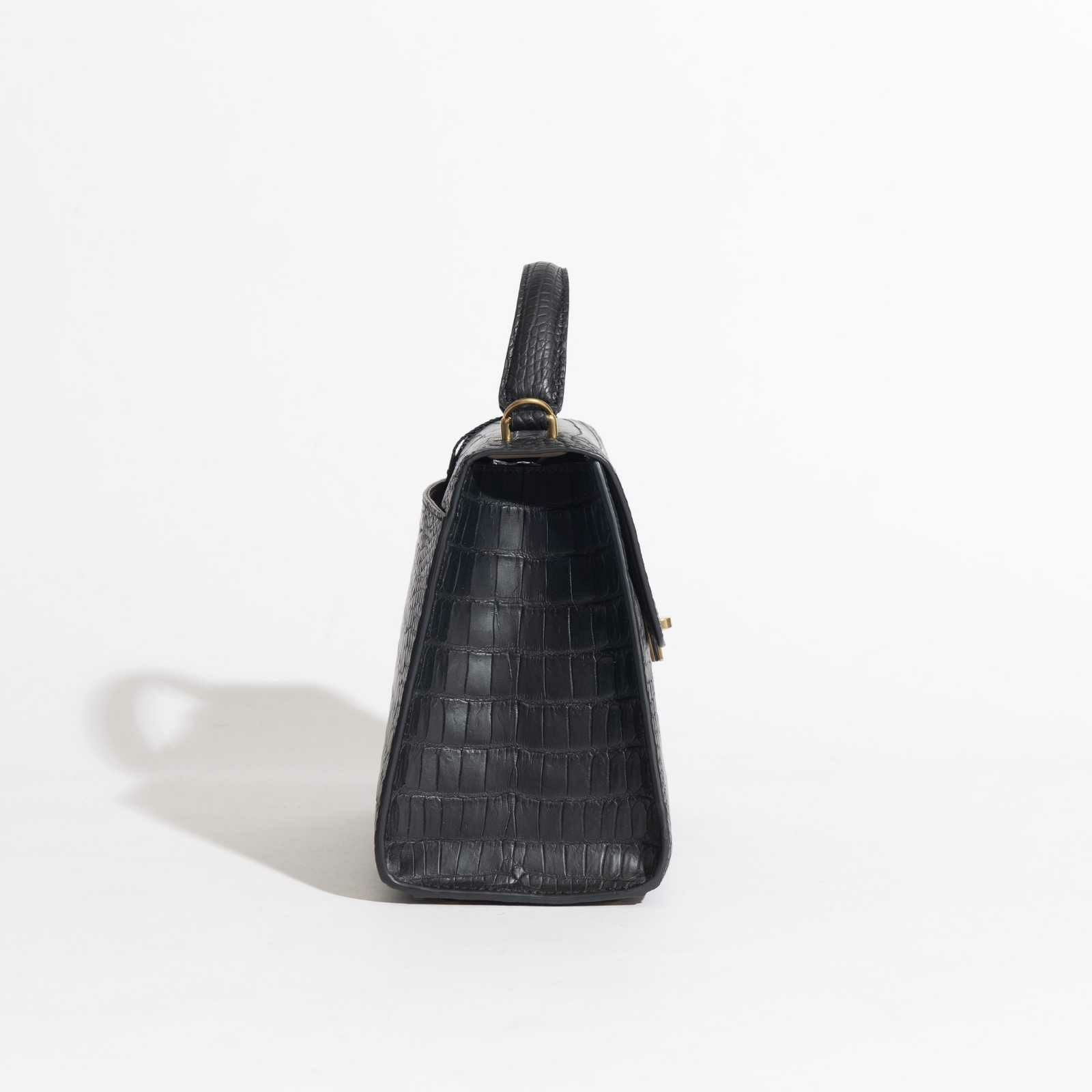 V*e様 【フランス製】黒 ベビークロコ バッグ Vivienne Westwood（ヴィヴィアンウエストウッド） ショルダーバッグ