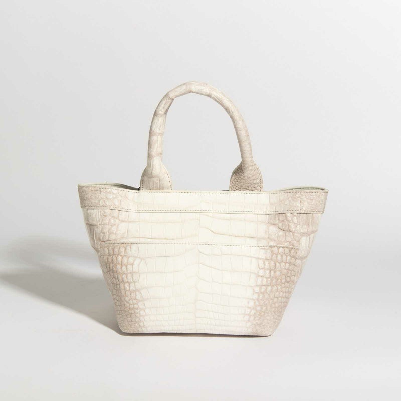 ヒマラヤ染めマットクロコ2匹使い裏面ラムレザー使いバッグ1