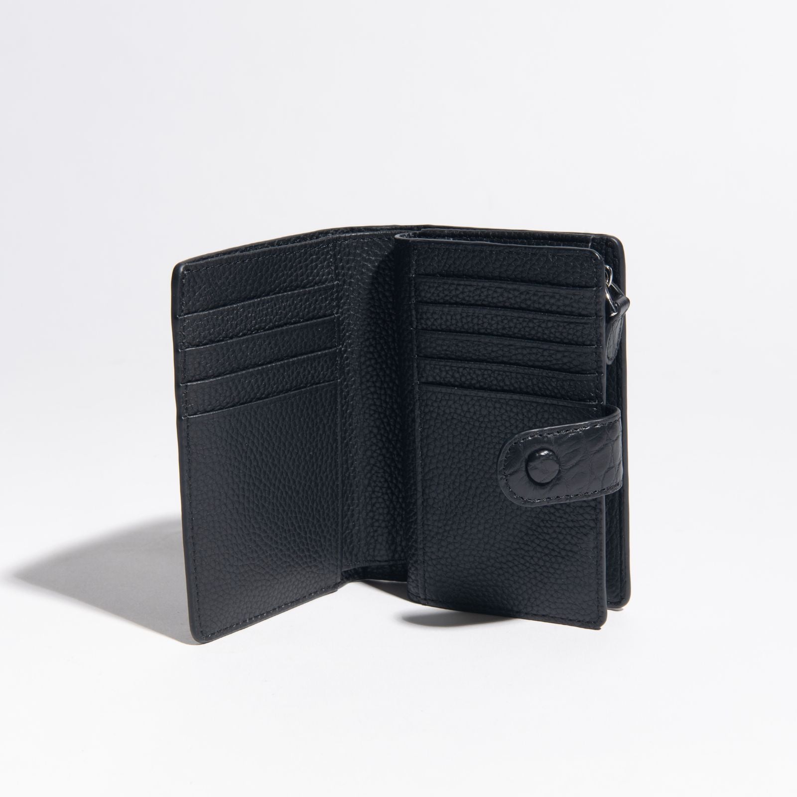 かむろぎ　マットクロコ折財布　ブラック マットクロコ折財布 レビュー | かむろぎ