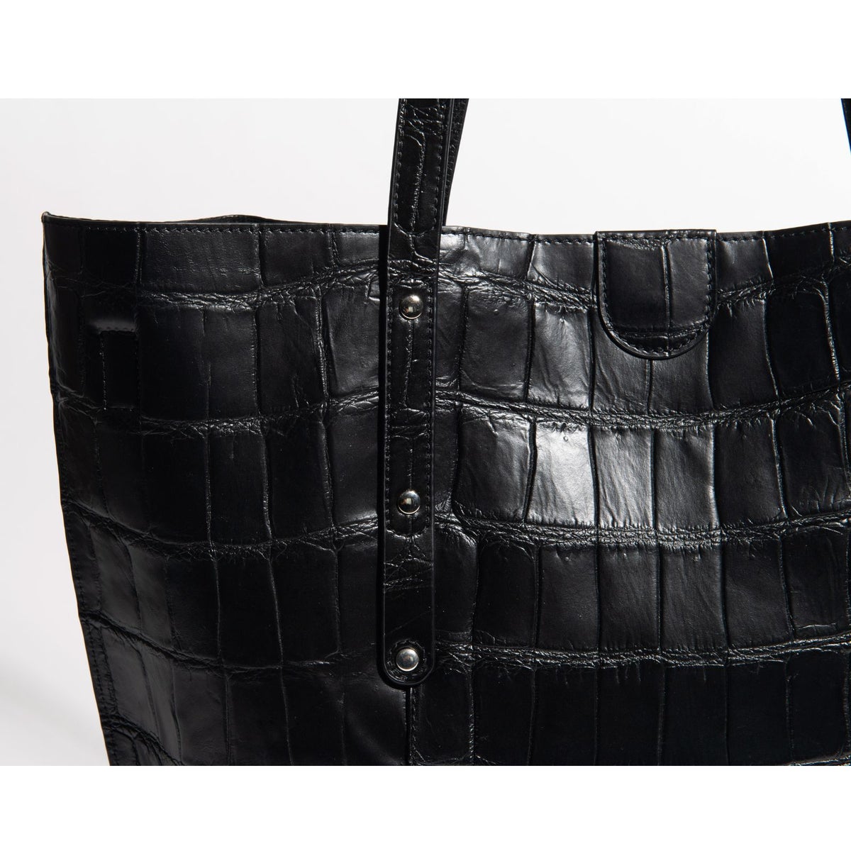 マットクロコソフトトートブラック5