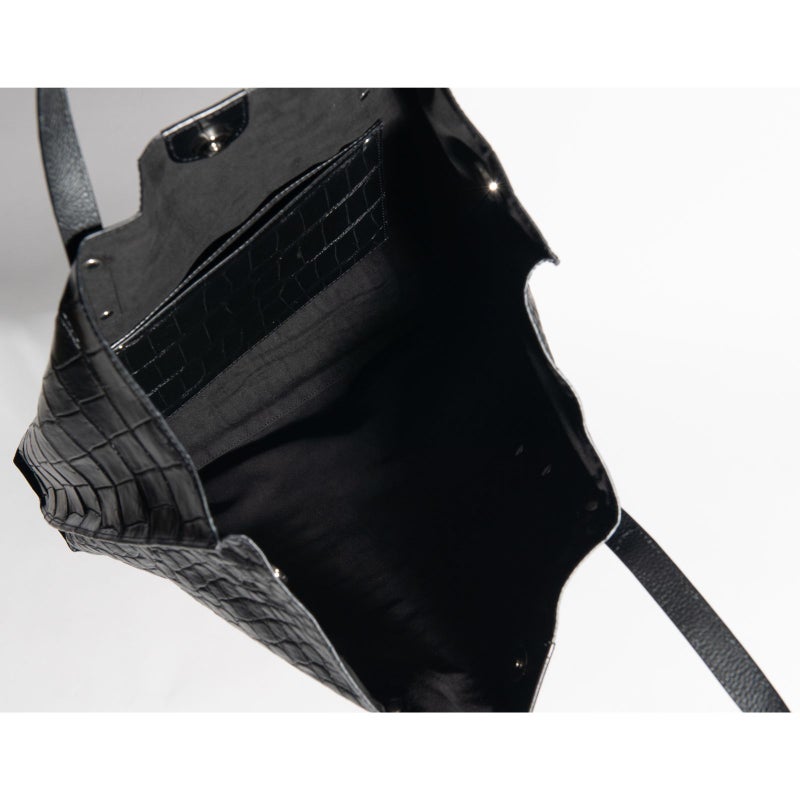 マットクロコソフトトートブラック6