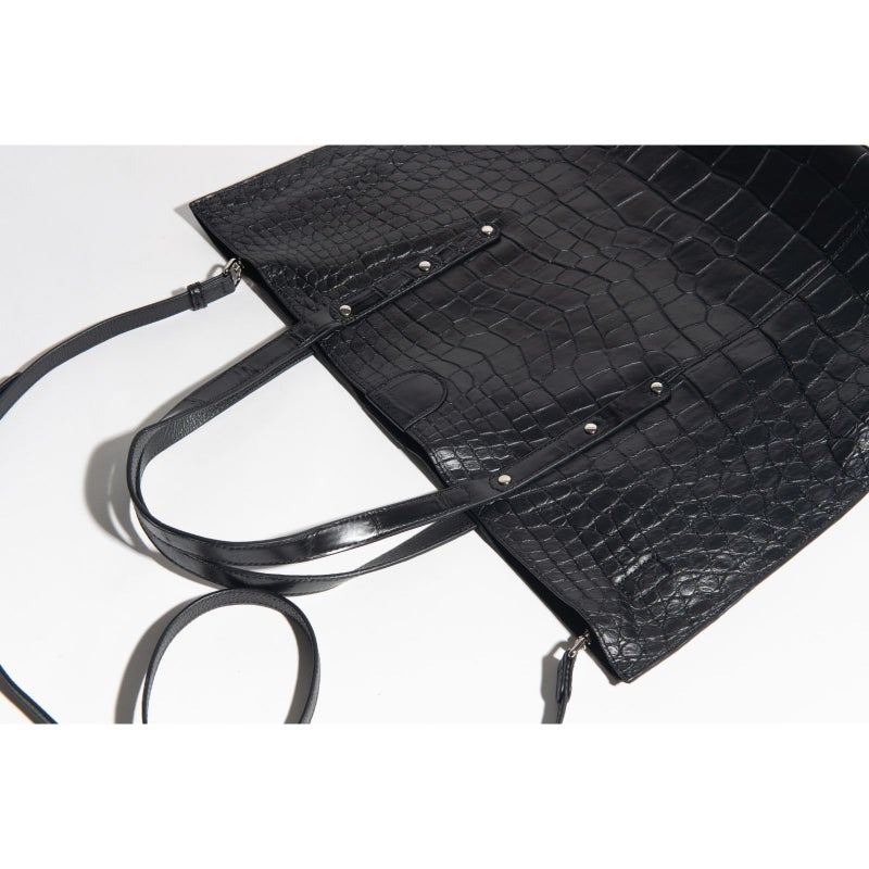 マットクロコソフトトートブラック9