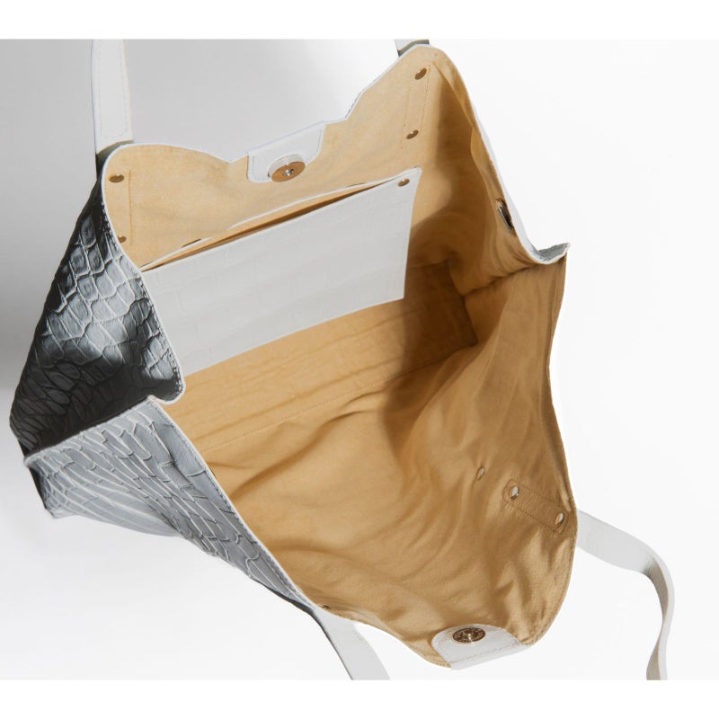 マットクロコソフトトートホワイト3