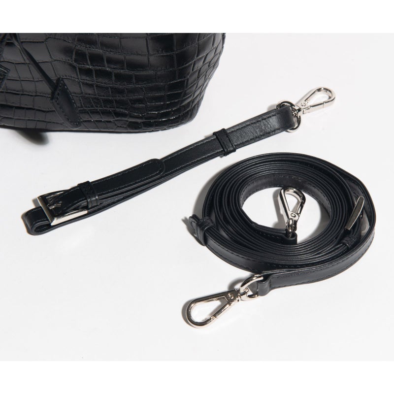 マットクロコ巾着ブラック1