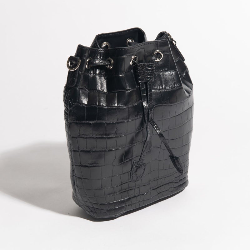 マットクロコ巾着ブラック2