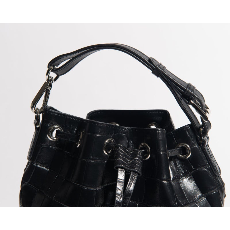 マットクロコ巾着ブラック5