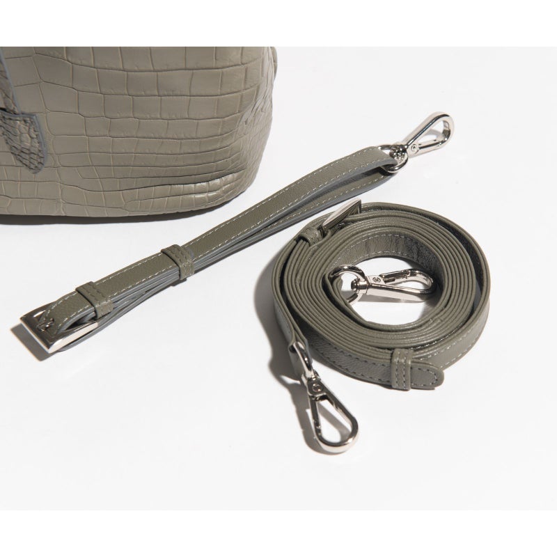 マットクロコ巾着ライトグレー1