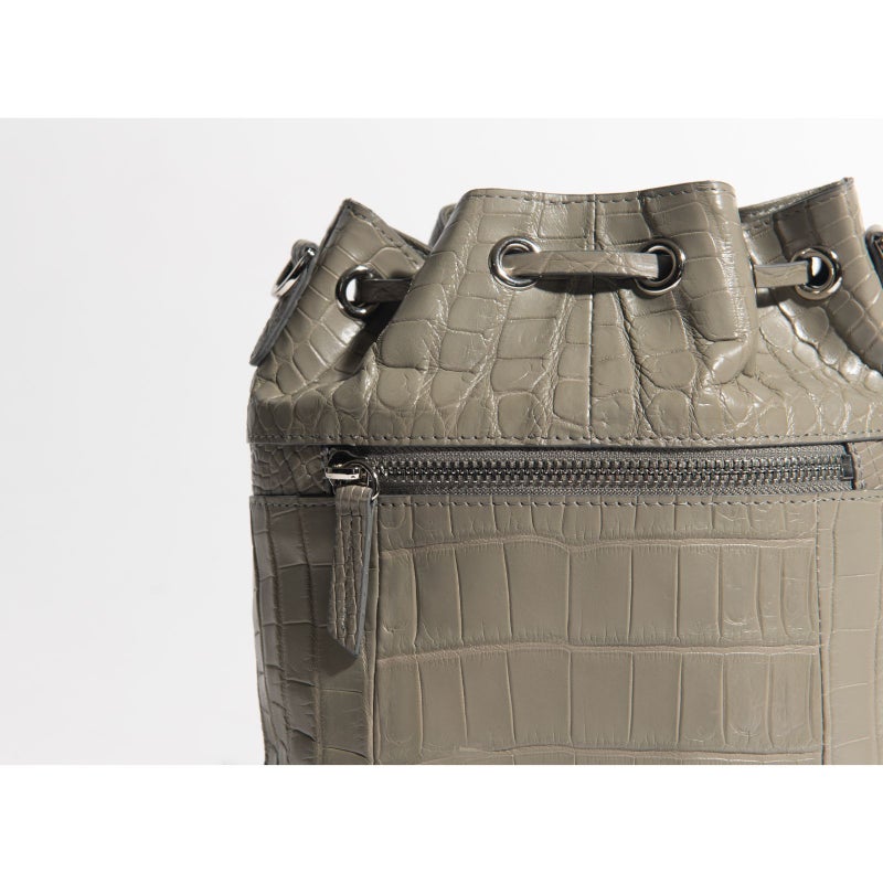 マットクロコ巾着ライトグレー5