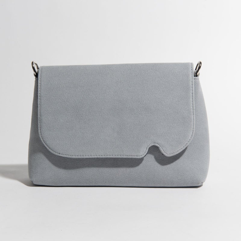 アルカンターラピスタシリーズ　エグゼクティブサコッシュショルダーバッググレー