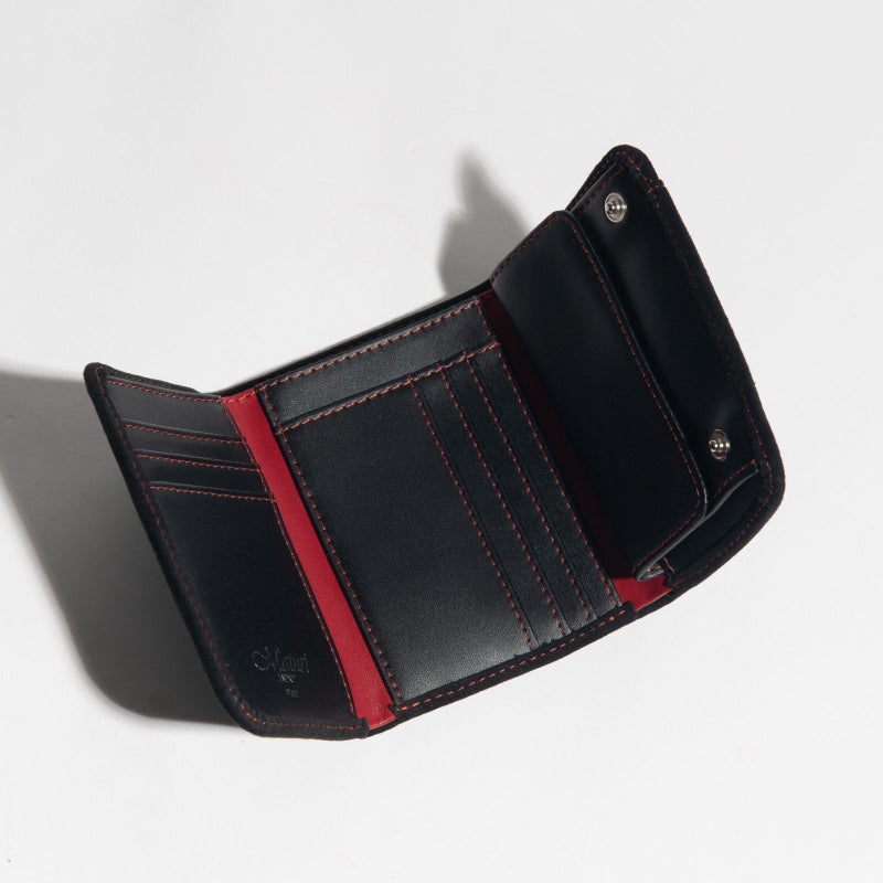 アルカンターラピスタシリーズ　三つ折財布ブラック/レッド3